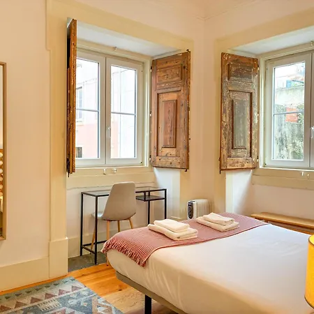 Lejlighed My Fair - 2 Bedroom Near Principe Real Lisboa