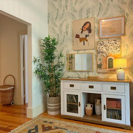 My Fair - 2 Bedroom Near Principe Real * Lisboa