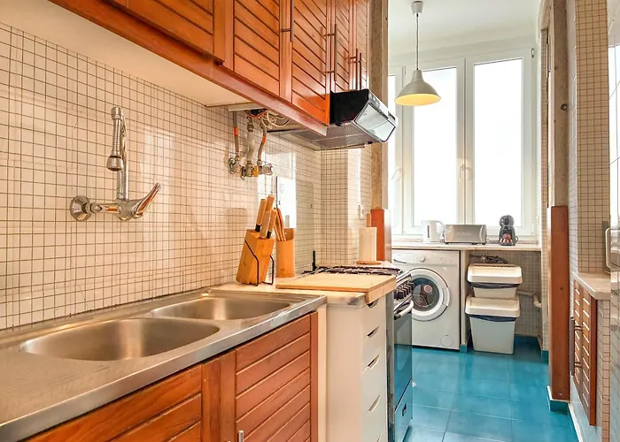 My Fair - 2 Bedroom Near Principe Real